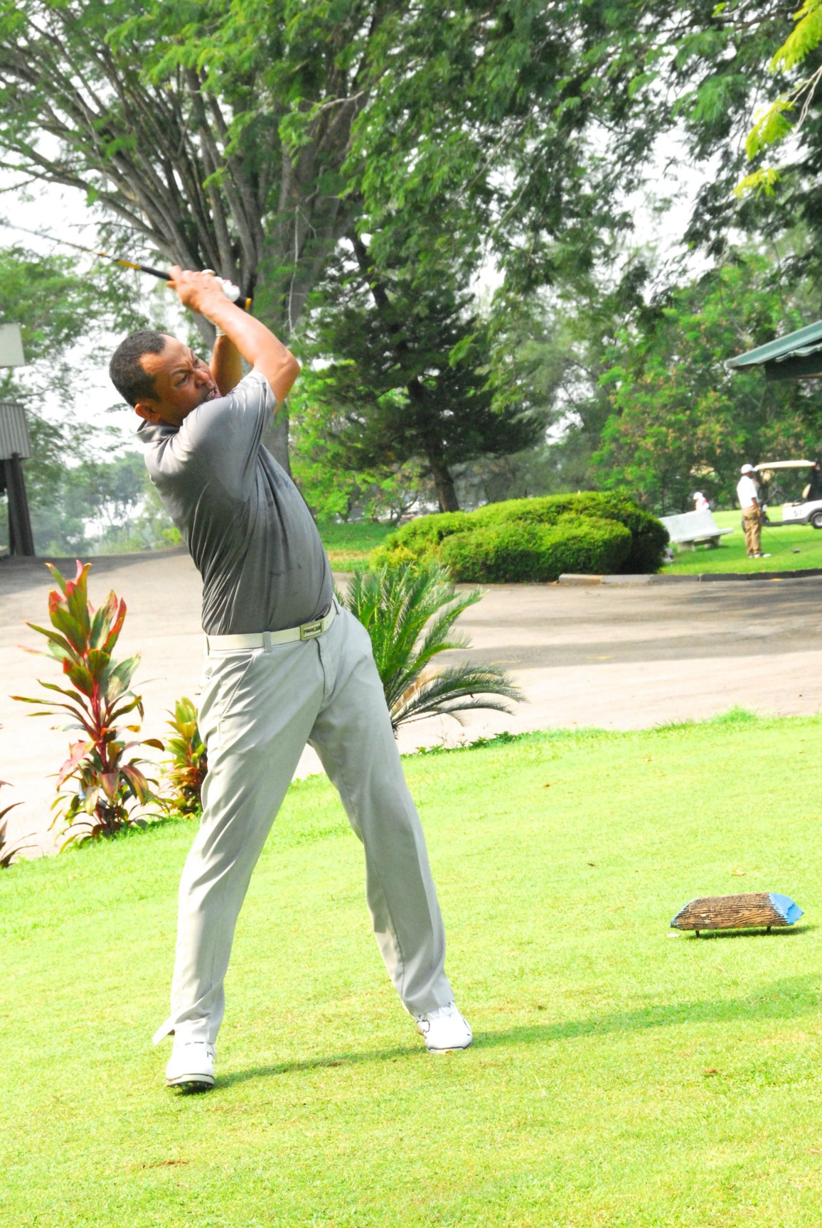 PRO15 157 GOLF DSC 0402.JPG